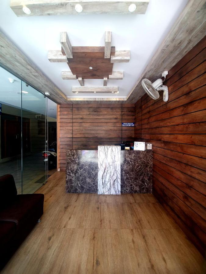 Hotel Veekay Residency Bangalore Exterior foto
