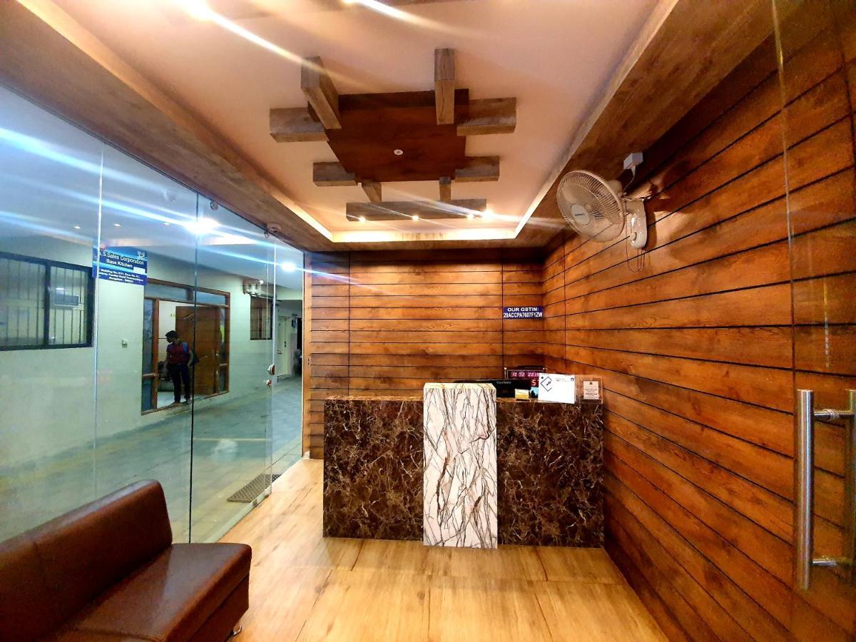 Hotel Veekay Residency Bangalore Exterior foto